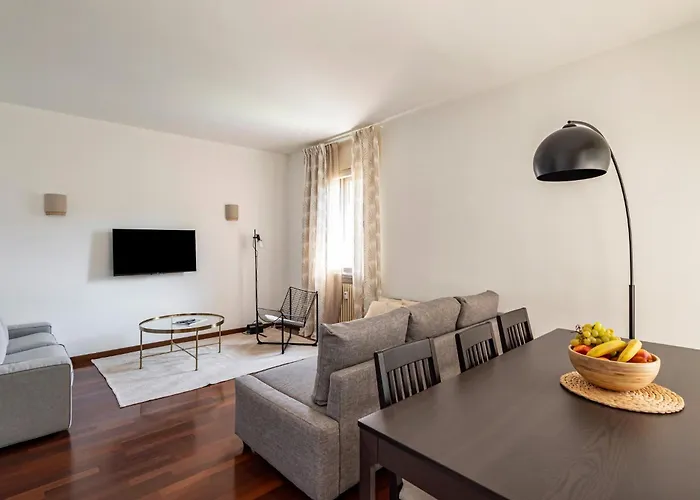 Apartament Guesthost - Near Cathedral *