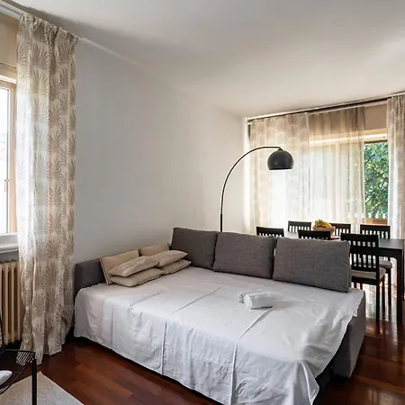 Lägenhet Guesthost - Near Cathedral Padua