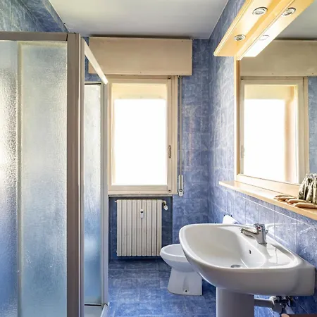 Lägenhet Guesthost - Near Cathedral